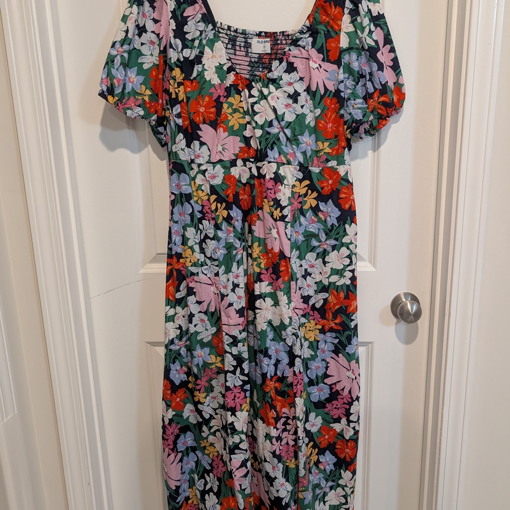 Old Navy Floral Puff-Sleeve Midi Dress - Black Multi